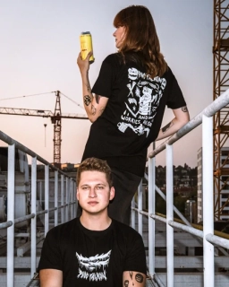 Triko Falkon x Kazisvět "...and worries are gone"